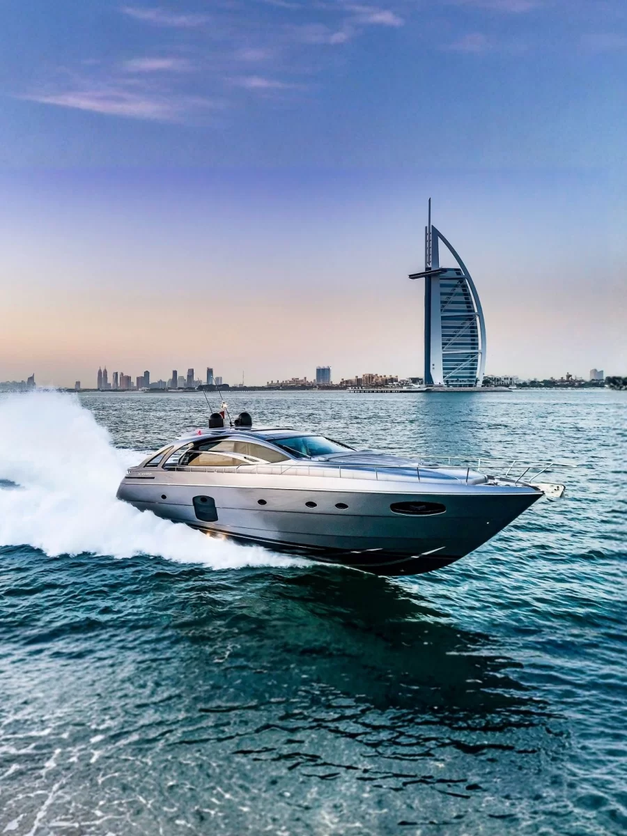 PERSHING 70